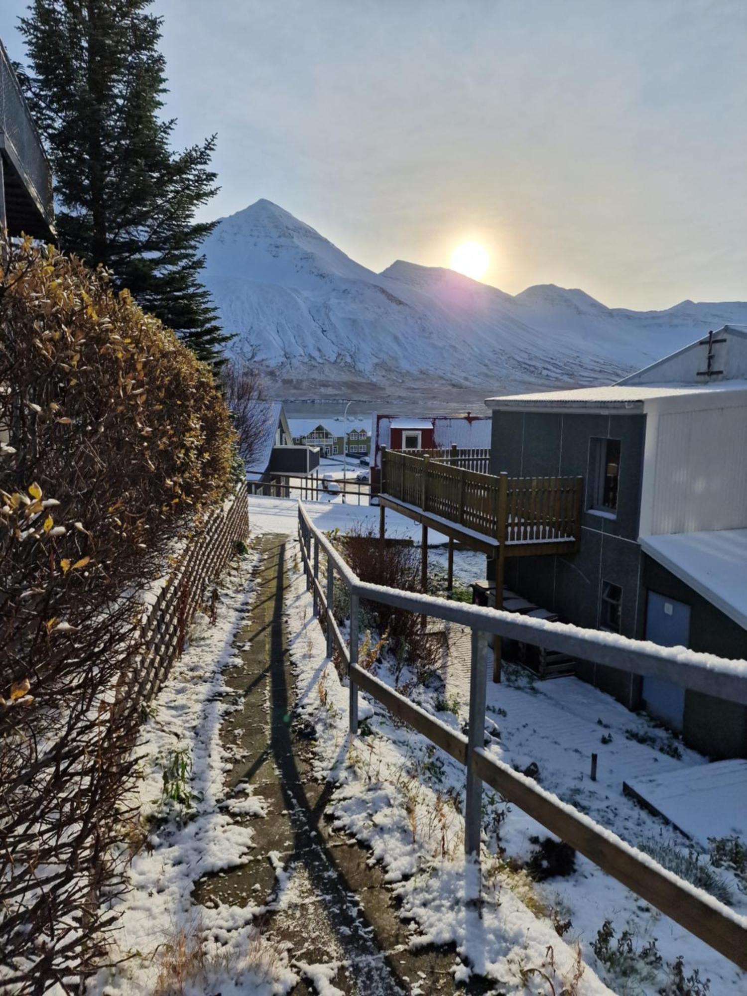 Landakot The Perfect Getaway By Staynorth Siglufjordur Ngoại thất bức ảnh